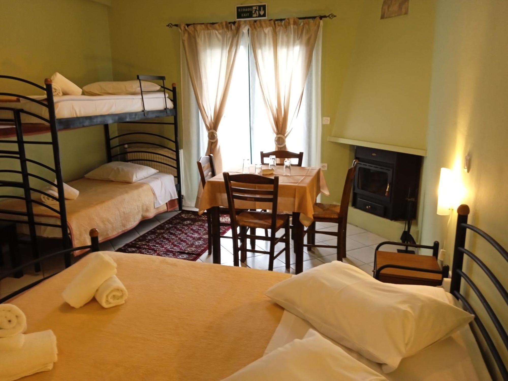Guesthouse Eleftherios Kalavryta Exteriér fotografie